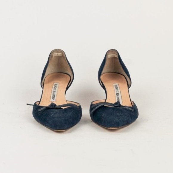 Manolo Blahnik Navy Suede Bow Kitten Heels - Picture 2 of 6